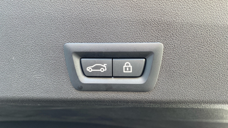 BMW XM 5dr Auto Estate